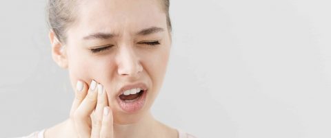 Should I Go To The Hospital For My Dental Emergency?